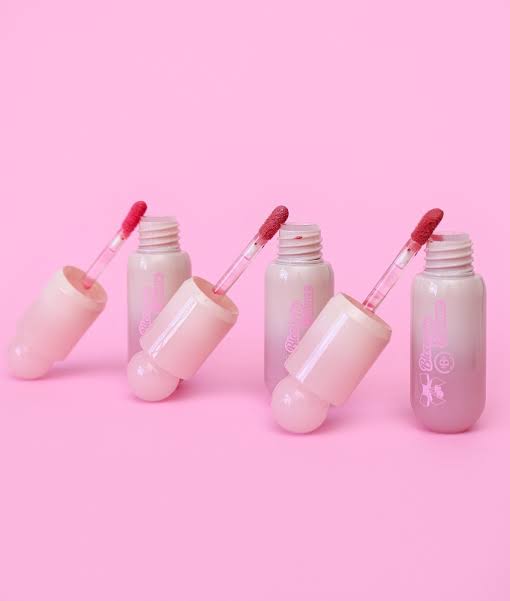 BLOOM LIP ESSENCE